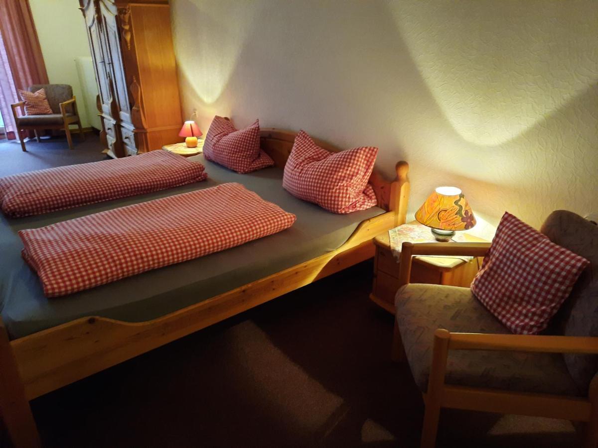 Landgasthof Rotlipp Gaestezimmer Ortenberg  Exteriör bild