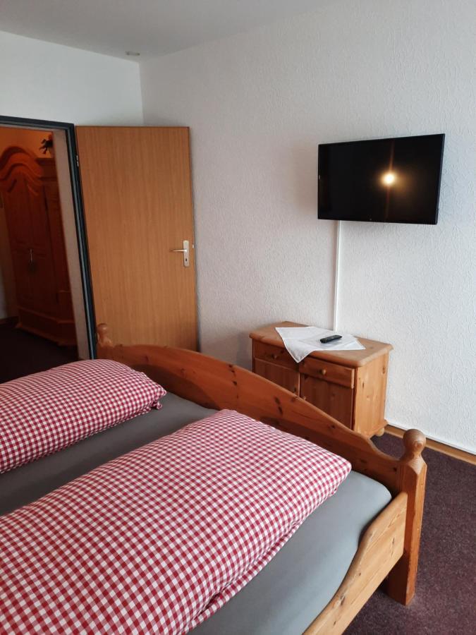 Landgasthof Rotlipp Gaestezimmer Ortenberg  Exteriör bild